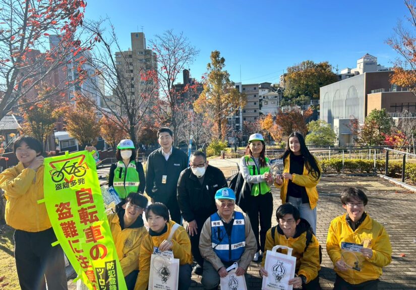 AEB77C58-1CE9-49AA-9EDC-044D5582133F